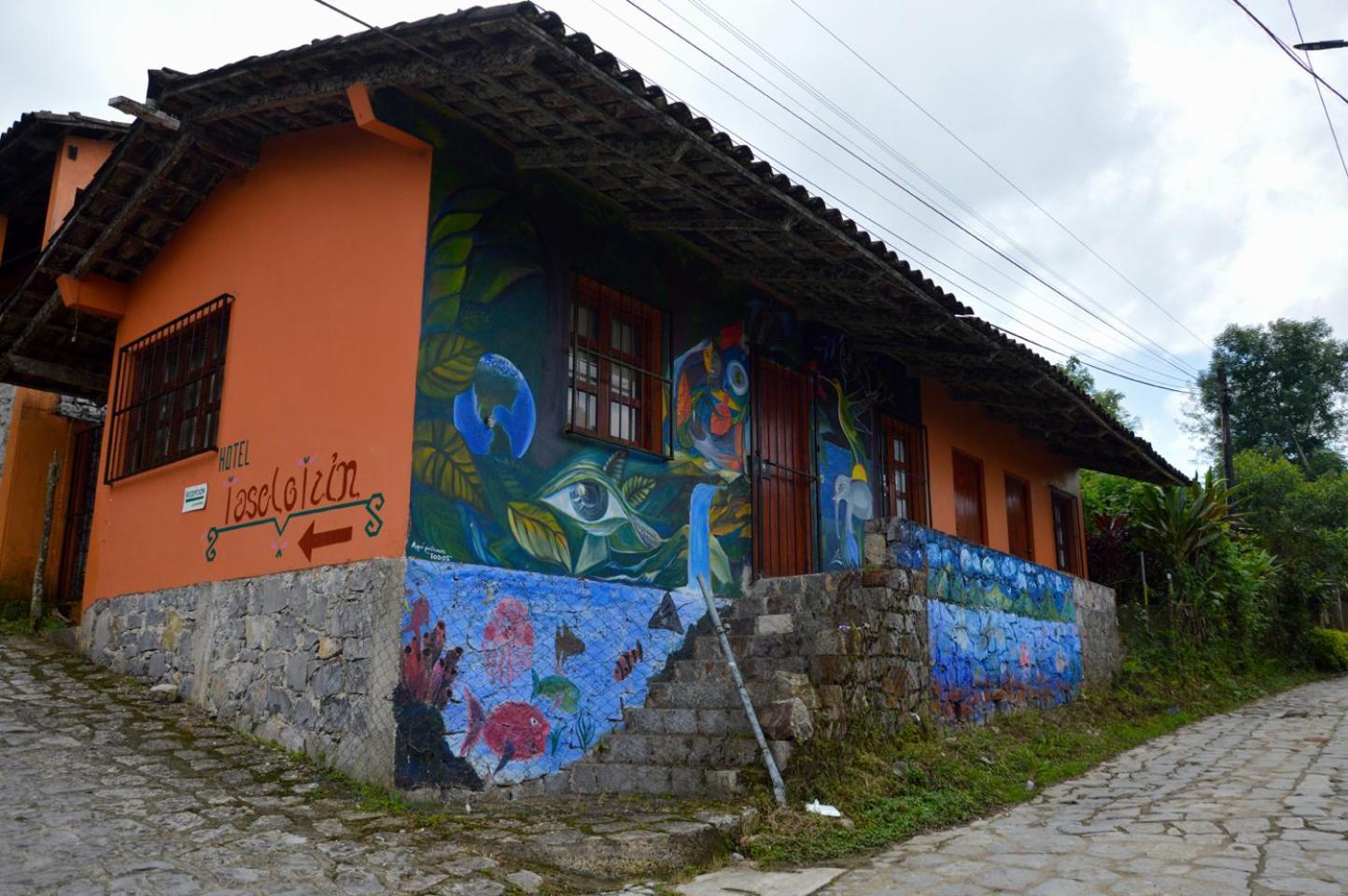 Hotel Taselotzin Cuetzalan Exterior photo